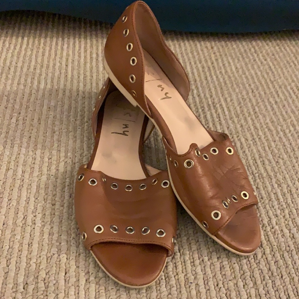 Hulsf slides with studs